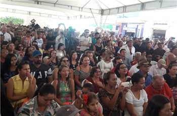 Campo Alegre de Lourdes recepciona o Governador do Estado